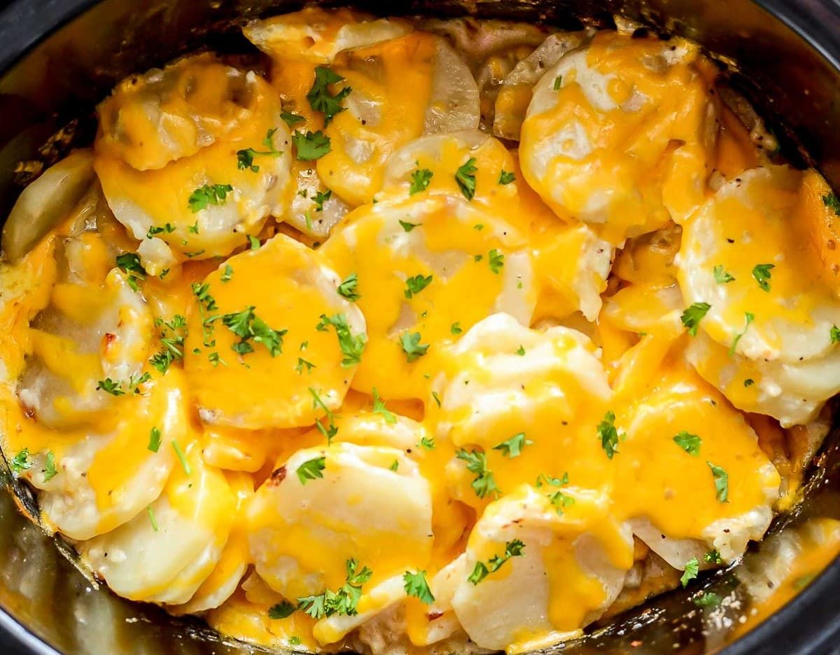 Potatoes crockpot cheesy slow cooker recipes chelseasmessyapron crock pot sausage familiar term universally dimensions because similar any use work but