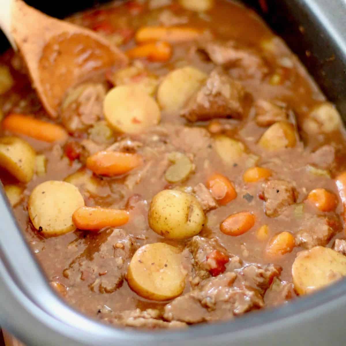 Easy crockpot steak and potatoes recipe