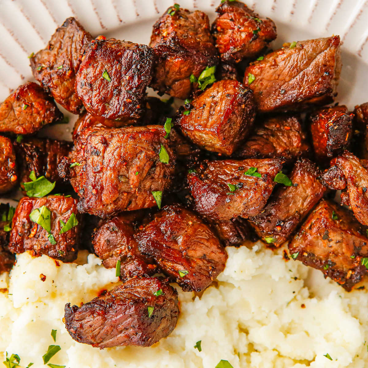 Air fryer steak bites