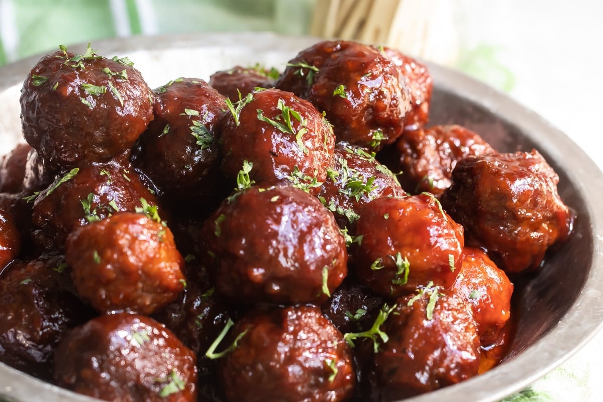 Recipe for frozen meatballs in a crockpot